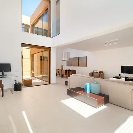 Villa Sal- Pool & Escape Guia (Faro)