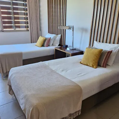 Sal- Pool & Escape Feriehus Guia (Faro)