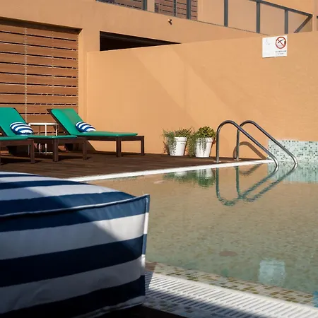 Sal- Pool & Escape Feriehus Guia (Faro)