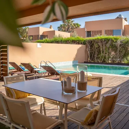 Sal- Pool & Escape Feriehus *