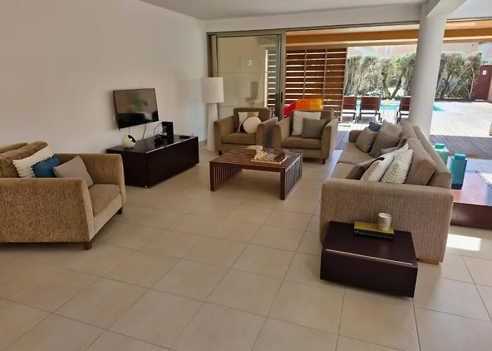 Sal- Pool & Escape 기아