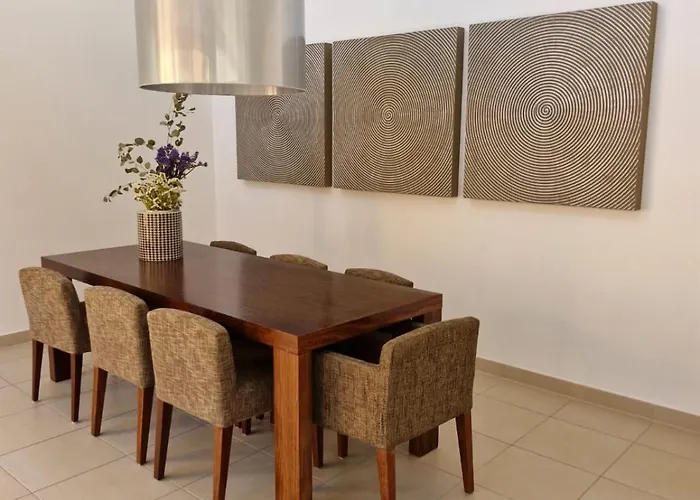 Sal- Pool & Escape 기아