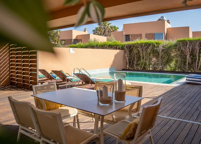 Sal- Pool & Escape 펜션 *